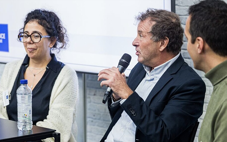 SOCIÉTÉS DE MANAGEMENT : Boucs émissaires ou outil essentiel ?